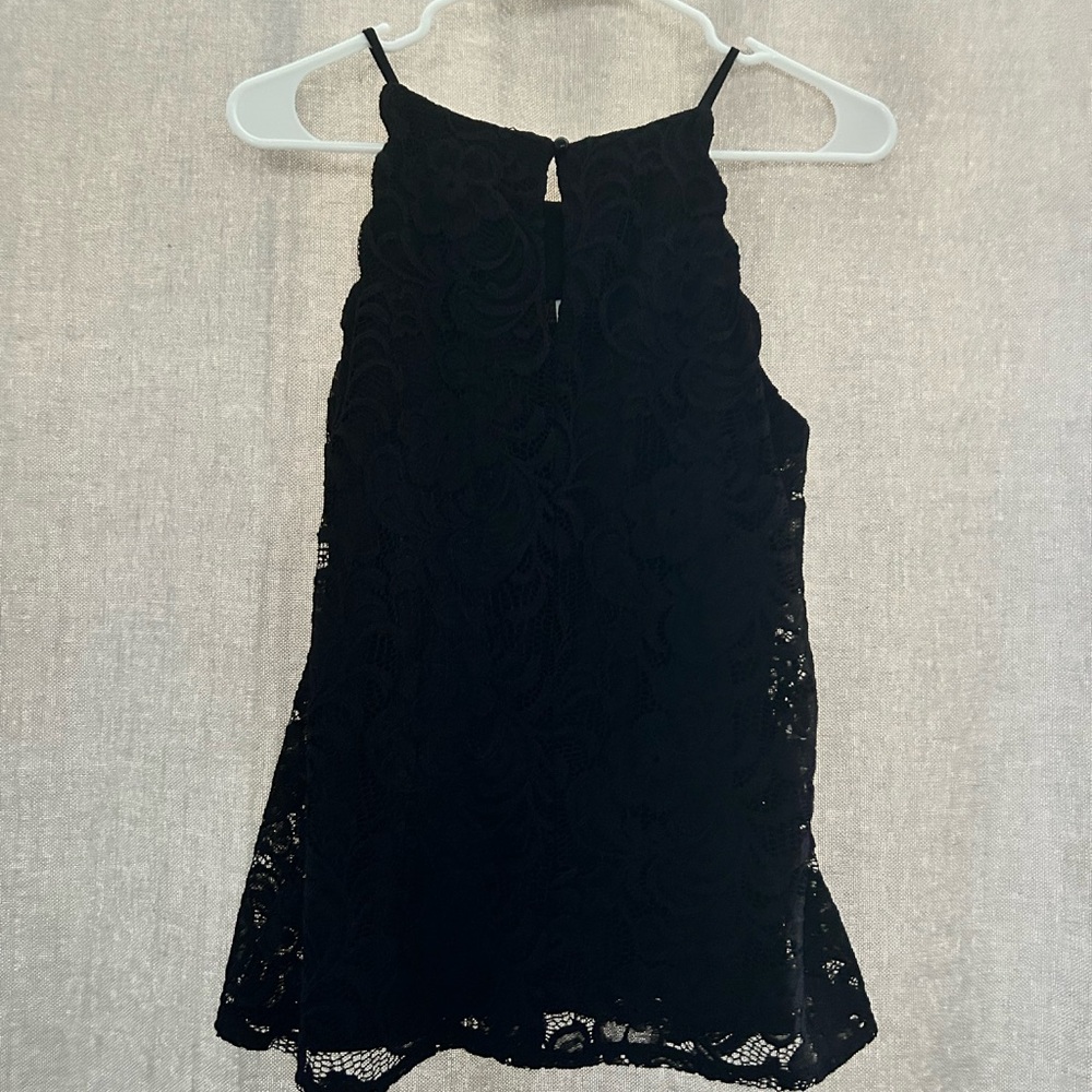 Elegant Black Lace Sleeveless Top